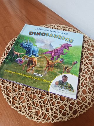 Dinosaurios (¡Juega Con Desplegables!) (Spanish...