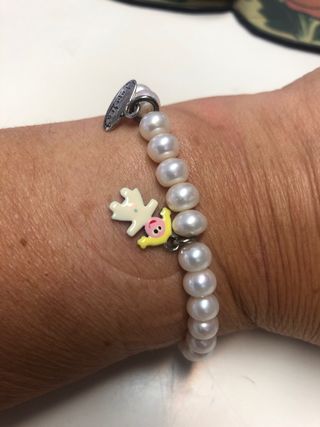 Pulsera perlas plata charm