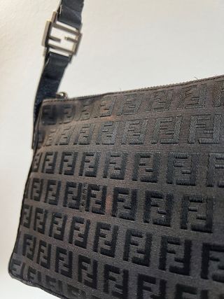 Borsa Fendi modello Baguette zucca marrone e nero