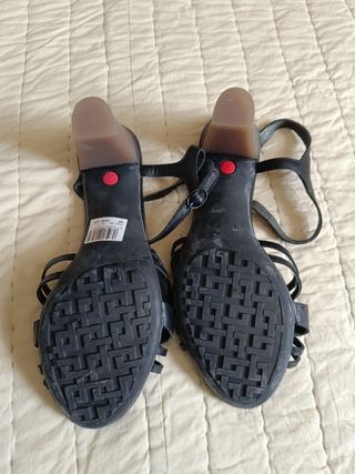 Sandalias CAMPER negras tacón y cuña