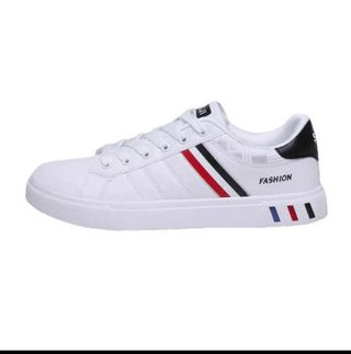 Zapatillas blancas deportivas