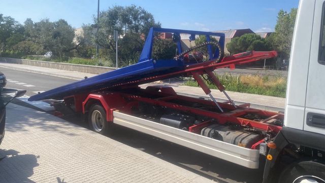 Iveco Eurocargo 2007 grua portacoches