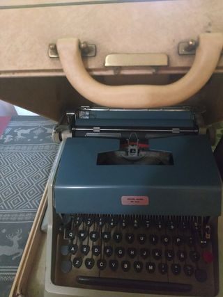Olivetti Studio de Luxe - Máquina de escribir