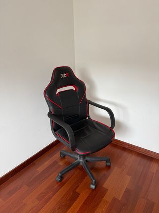Silla Gaming XTR - Negra/Roja