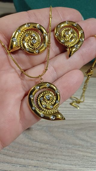 Conjunto joya dorado espiral