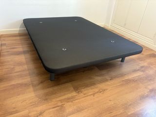 Base tapizada 105 x 190.