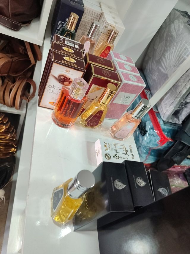 Perfumes Árabes Latafa  - Gold