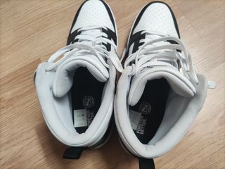 Zapatillas PUMA Rebound altas - Blancas y Negras