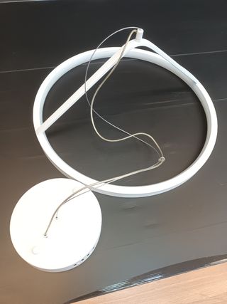 Lámpara LED colgante moderna blanca