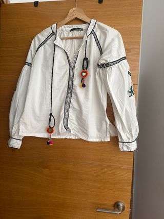 Blusa blanca bordada - Talla única
