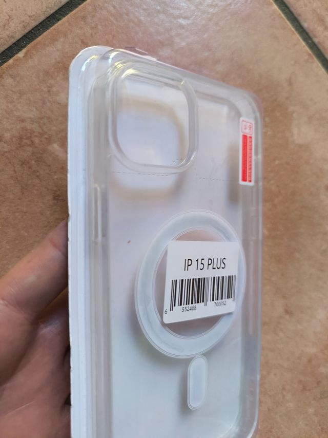 Custodia iPhone 15 Plus Magsafe trasparente