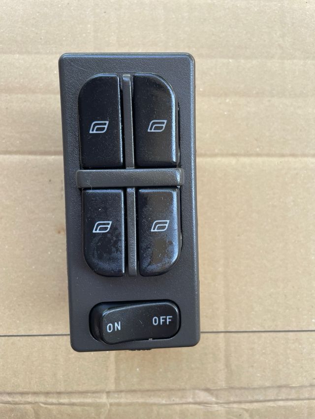 Pulsantiera vetri Saab 95