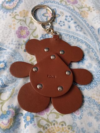 Tous llavero piel