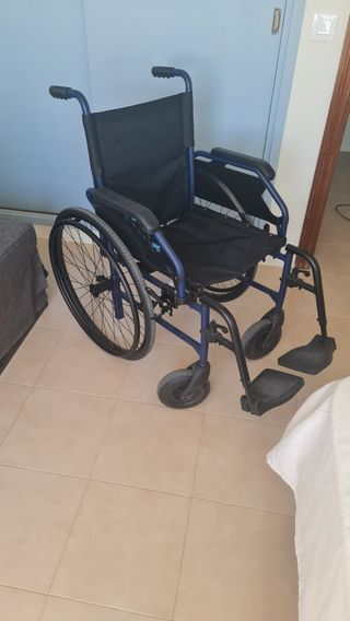 Almost New Wheelchair by Totalcare EU Saby 30 31