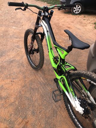 Specialized demo 8