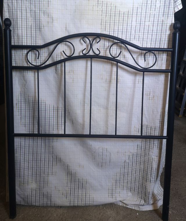 Cama individual metalica negra