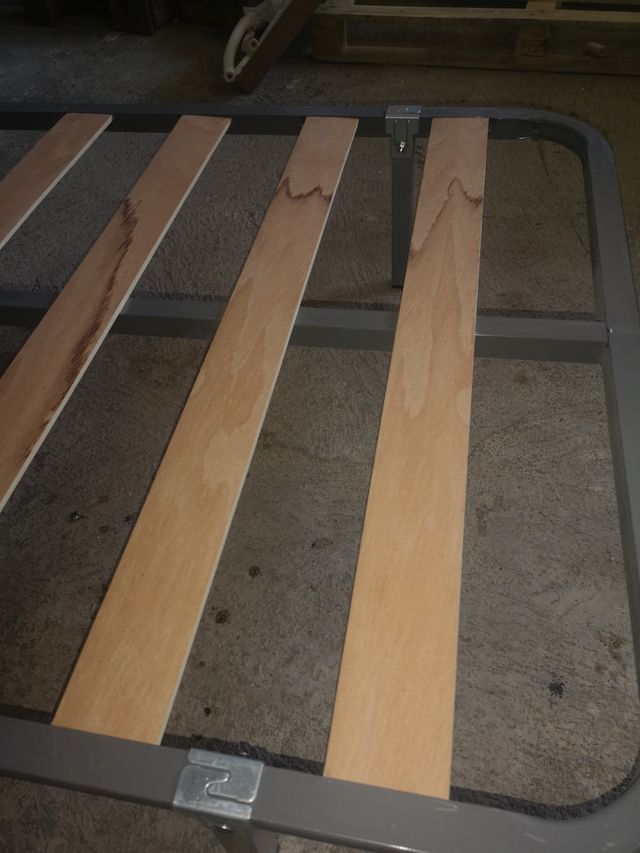 Cama individual metalica negra