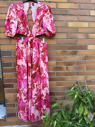 precioso vestido cut de flores