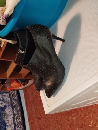 Botines negros tacón aguja