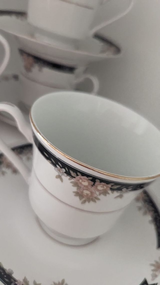 Juego café porcelana dorado