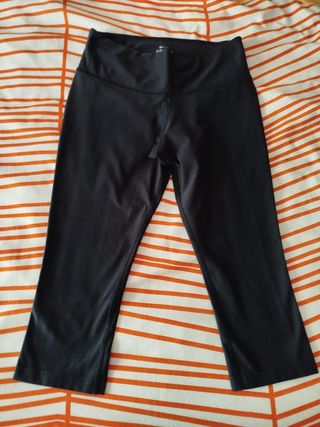 Leggins Nike Dri-FIT XS por debajo de la rodilla 