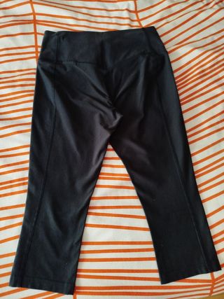 Leggins Nike Dri-FIT XS por debajo de la rodilla 