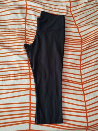 Leggins Nike Dri-FIT XS por debajo de la rodilla 