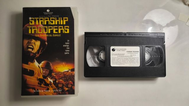 Starship Troopers VHS (Español)