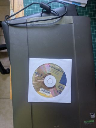 Escáner Canon CanoScan LiDE 210 Canon.