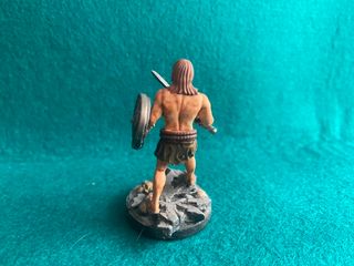 Figura pintada a mano Guerrero 1