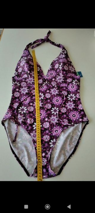 Bañador halter floral. Talla 46/105 copa B