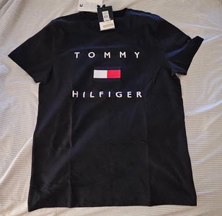 Camiseta Tommy Hilfiger negra talla S