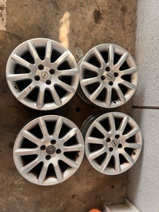 4 Llantas Opel Astra H (2006)
