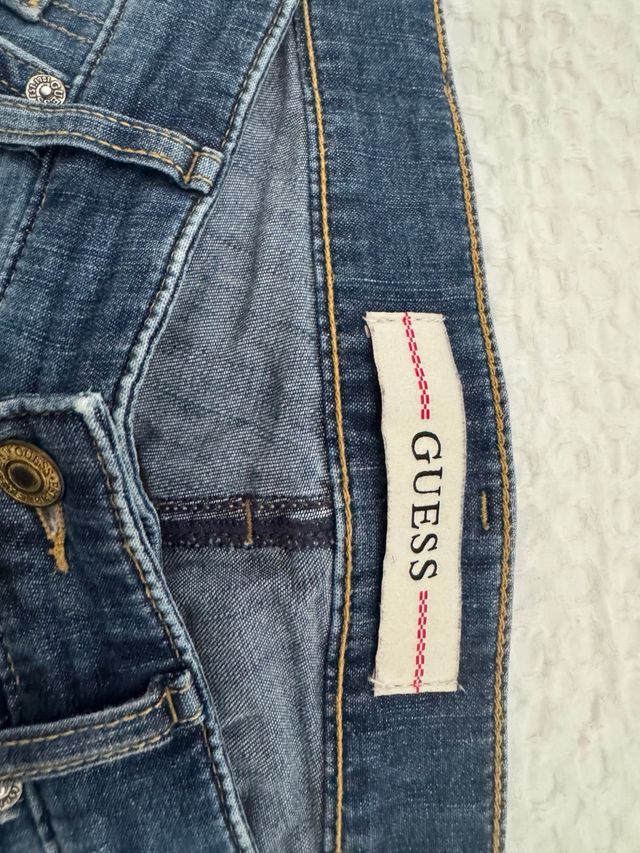 Shorts vaqueros Guess azul hombre