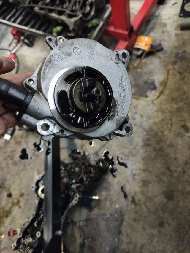 Motor SsangYong Tivoli - Despiece