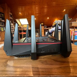 Router Asus RT-AC5300 Tri-Band Gigabit