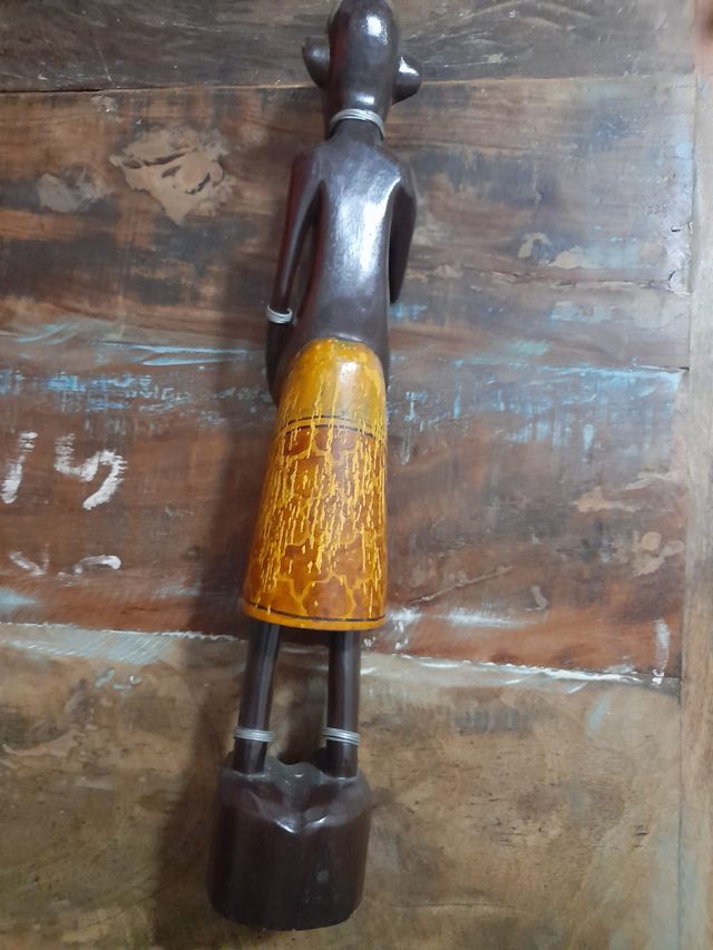 Statua legno africana