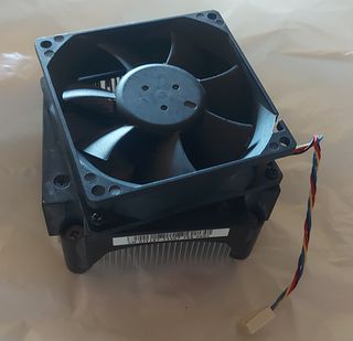 Disipador CPU con ventilador