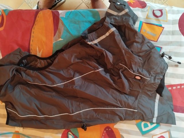 Chubasquero Trixie Perros (talla L)