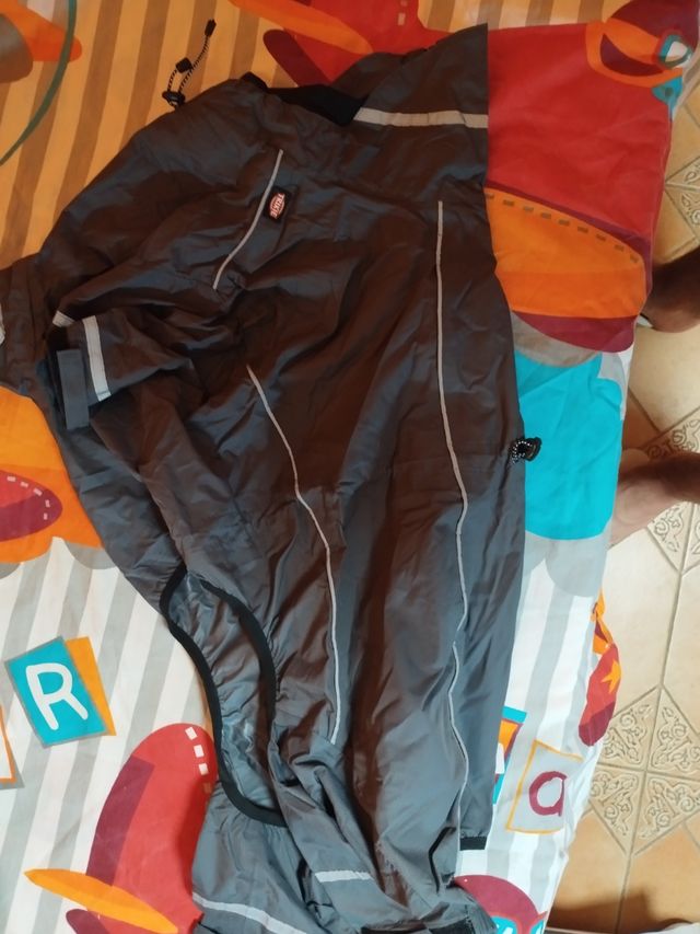 Chubasquero Trixie Perros (talla L)