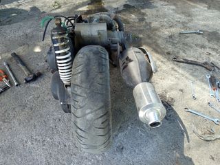 Motor Scooter Peugeot de Agua 
