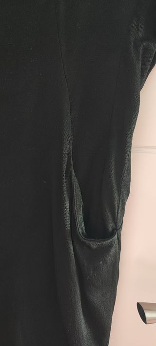 Vestido negro Mango 