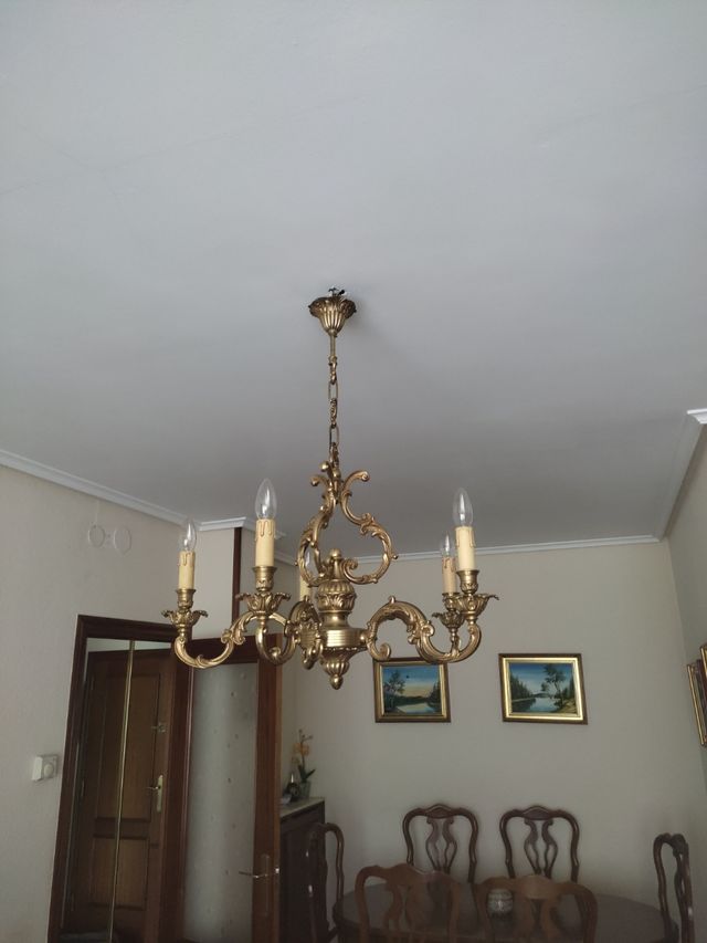 Lámpara clasica 5 brazos dorada