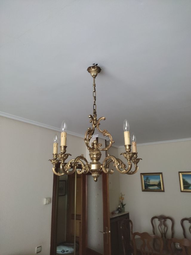 Lámpara clasica 5 brazos dorada