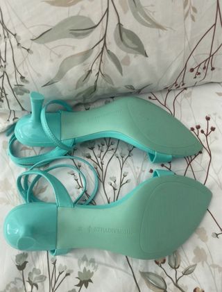 Sandalias tacón turquesa