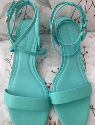 Sandalias tacón turquesa