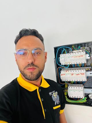 Electricista PROFESIONAL EN ALICANTE
HAGO TODO  