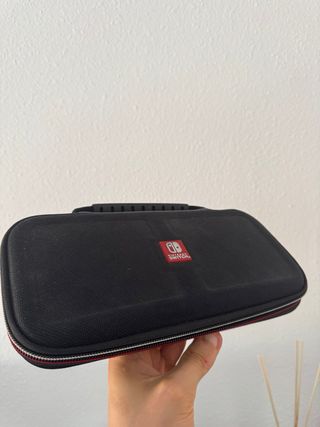 Nintendo Switch + Mario Kart 8 Deluxe