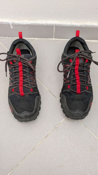 Zapatillas North Face trekking