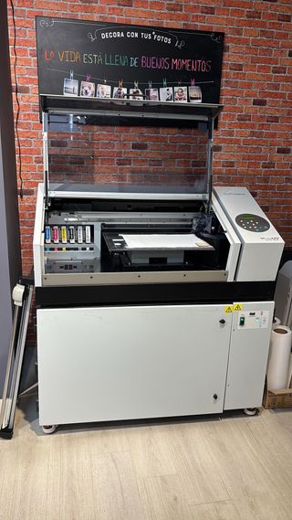 Impresora UV Roland LEF2-200